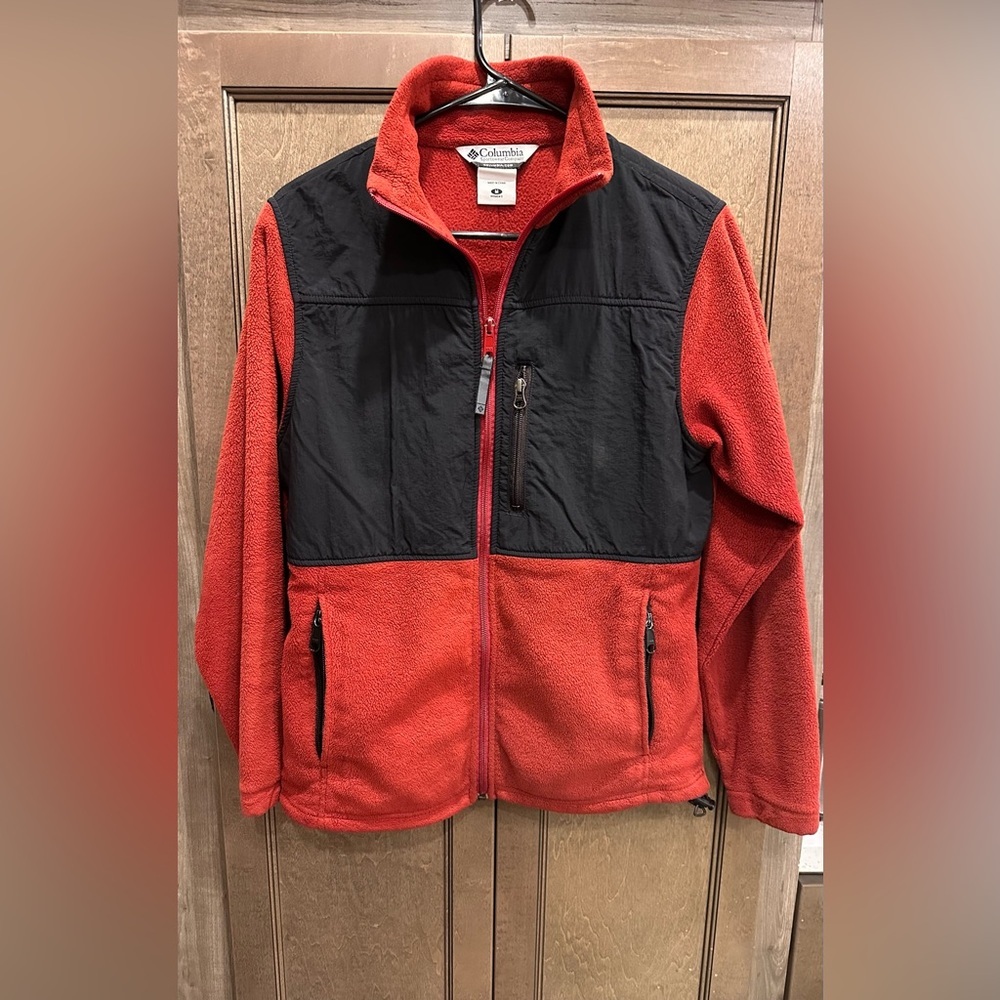 Columbia Red and Black Fleece Jacket Size Medium